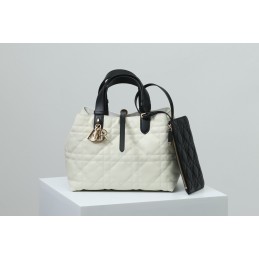 Replica Christian Dior...