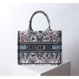 Replica Christian Dior Book...