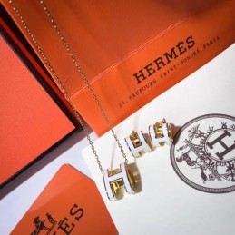 Replica Hermes H Pendant Necklace and Earrings Set