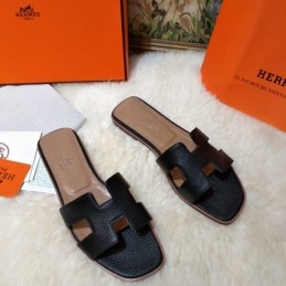 Replica Hermes Black Oran Flat Sandal
