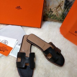 Replica Hermes Black Oran Flat Sandal