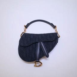 Replica Christian Dior...
