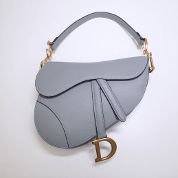 Replica Christian Dior...