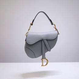 Replica Christian Dior...