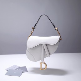 Replica Christian Dior...