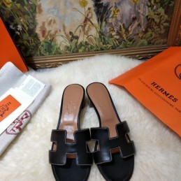 Replica Hermes Black Smooth Oran Sandal