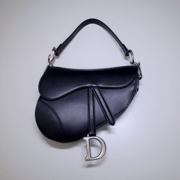 Replica Christian Dior...