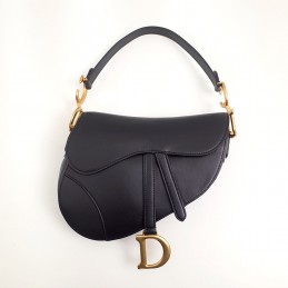 Replica Christian Dior...