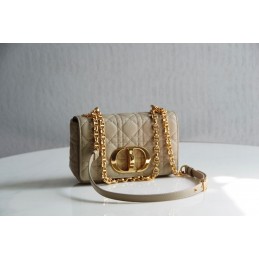 Replica Christian Dior Coro...