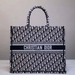 Replica Christian Dior Book...