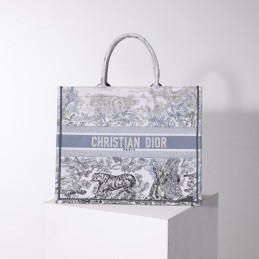 Replica Christian Dior Book...