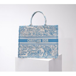 Replica Christian Dior Book...