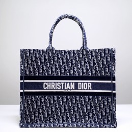 Replica Christian Dior Book...