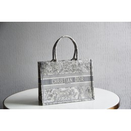 Replica Christian Dior Book...