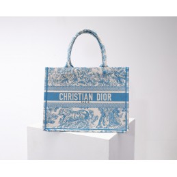 Replica Christian Dior Book...