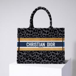 Replica Christian Dior Book...