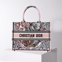 Replica Christian Dior Book...