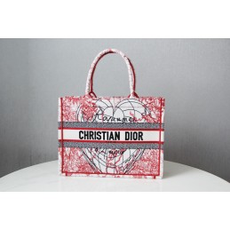 Replica Christian Dior Book...
