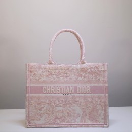 Replica Christian Dior Book...