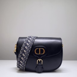 Replica Christian Dior...