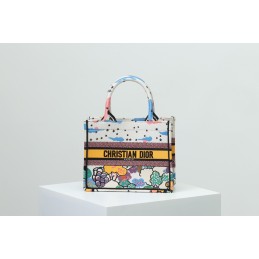Replica Christian Dior Book...