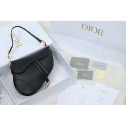Replica Christian Saddle Black