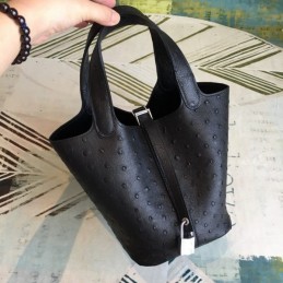 Replica Hermes Black Ostrich Leather Picotin Lock 22 Bag