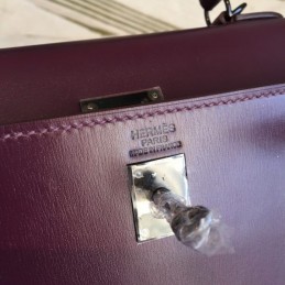 Replica Hermes Burgundy Kelly 25 Textured Leather Bag