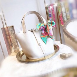 Replica Hermes White Picotin Lock 22 Bag