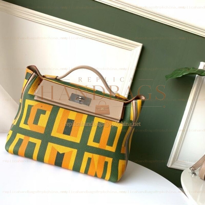 Replica Hermes Tan Green Geometric Kelly 2424 29 Bag
