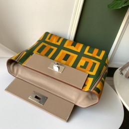 Replica Hermes Tan Green Geometric Kelly 2424 29 Bag