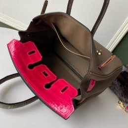Replica Hermes Taupe Pink Crocodile Leather Birkin 25 Bag