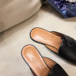 Replica Hermes Black Leather Mule