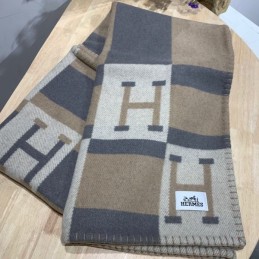 Replica Hermes beige, gray, and blue Avalon H wool cashmere blanket