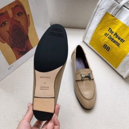 Replica Hermes Beige Leather Loafer