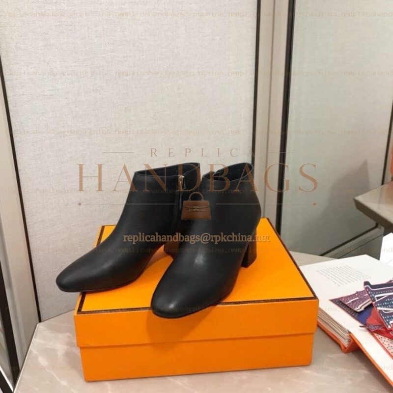Replica Hermes Black Pointed Ankle Boot