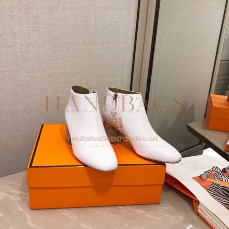 Replica Hermes White Pointed Ankle Boot