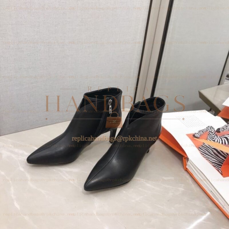 Replica Hermes Black Leather Pointed Ankle Boot