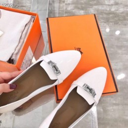 Replica Hermes White Buckle Loafer