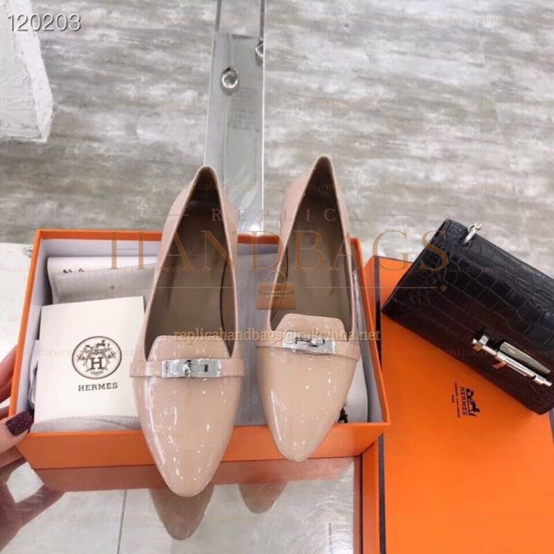 Replica Hermes Beige Buckle Loafer